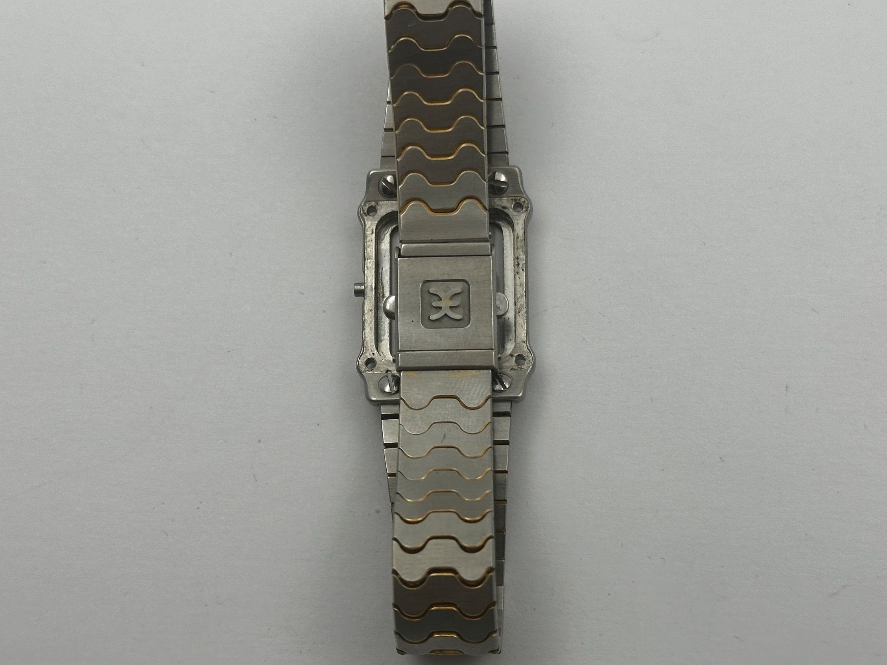 Ebel Uhren: Ebel Tank Gehäuse mit Band 20mm – Gebraucht aus Brüttisellen von AlphaOmega05 3