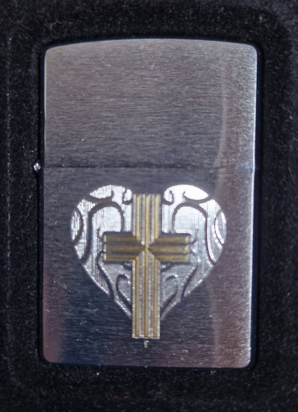 Accendini: ZIPPO – Nuovo (secondo la descrizione) da Herisau venduto da fromhere