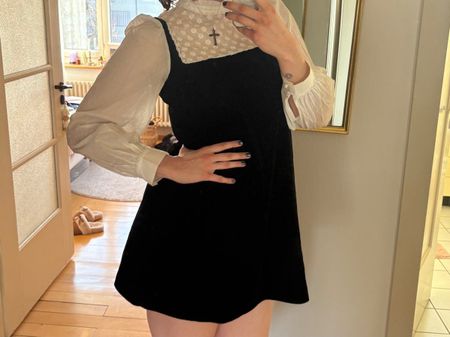 Kurzes Kleid Samt Sehr hochwertig, elegantGothic black white