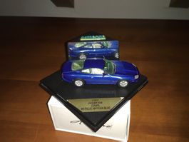 Jaguar XK8 Coupe 1/43 no Minichamps