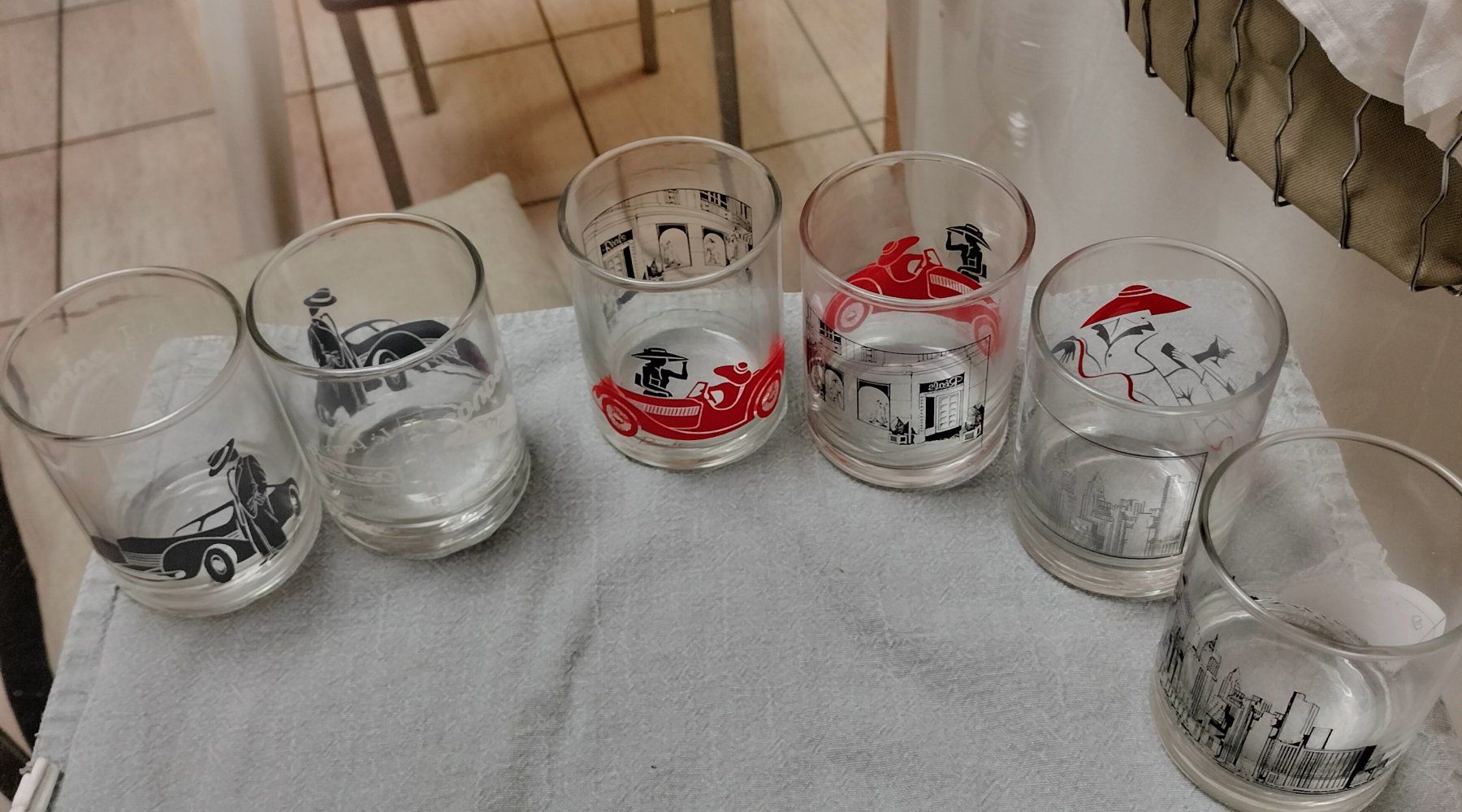 Bicchieri: Bicchieri Vintage anni 80/90 – Usato da Capolago venduto da sco_7ywt 2