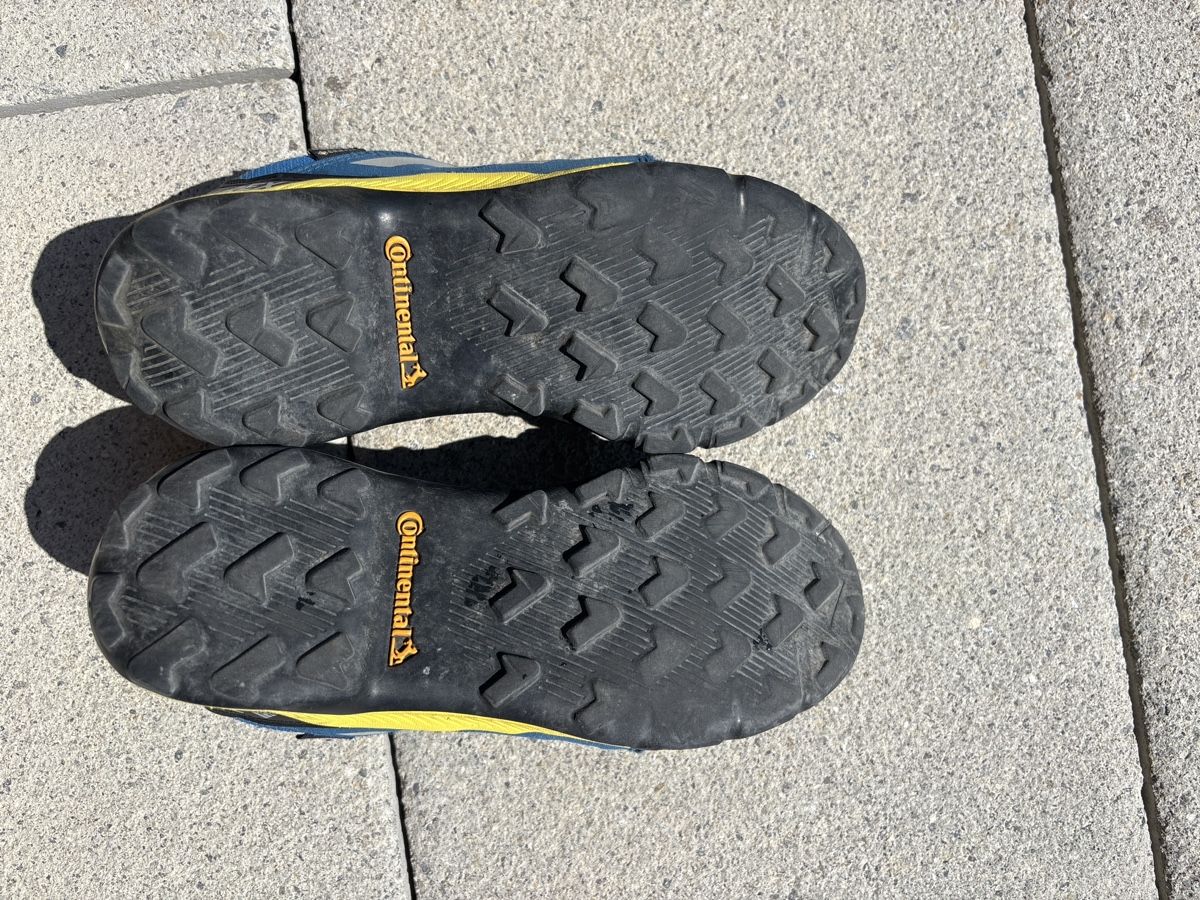 Adidas Chaussures garçon: Adidas Terrex CoreTex Trekkingschuhe, Grösse 37 1/3 – D'occasion à Wohlen AG par Michi761 4