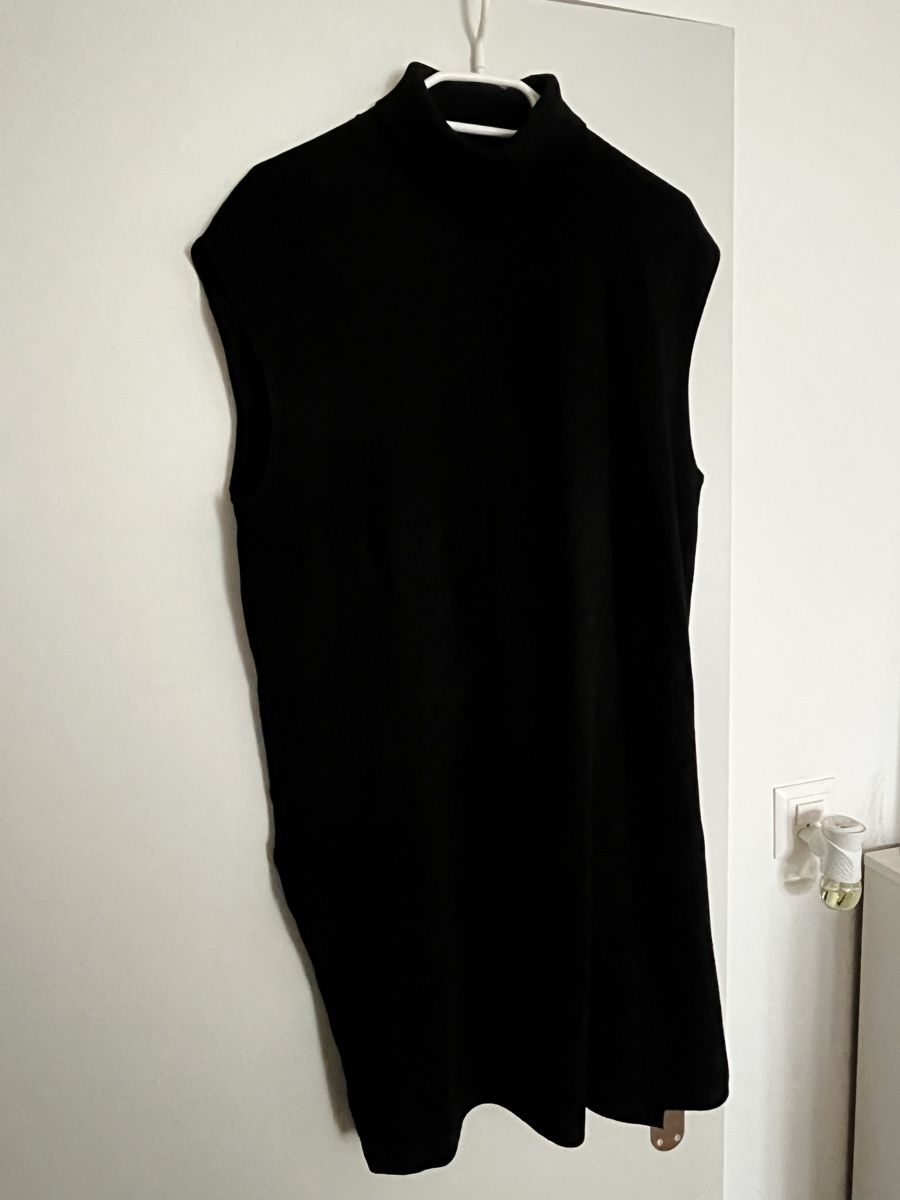 H&M Gilets & Westen: Schwarze Strickweste/ Pullunder, von H&M, Grösse M – Gebraucht aus Opfikon von acoae_atelier 1