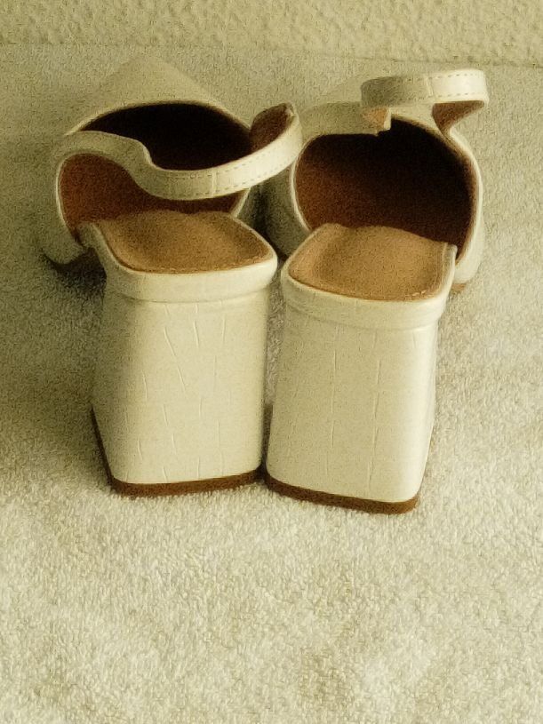 Damenschuhe: Slingpumps – Neu und originalverpackt aus Zürich von Mitzi6 3