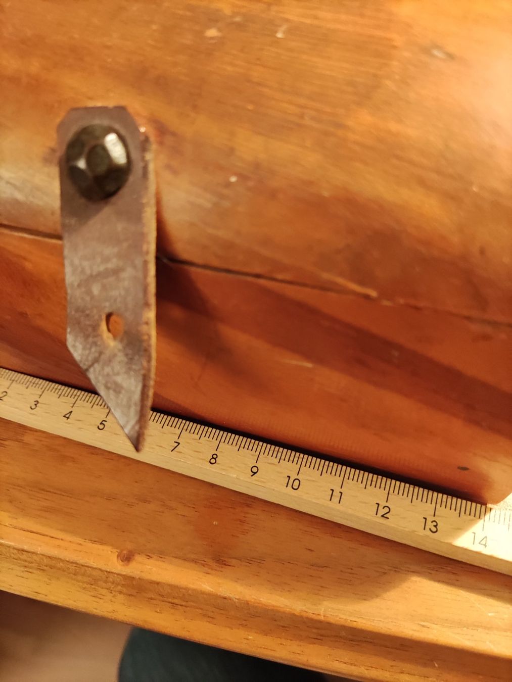 Dosen: Massive kleine Holz Schatulle Dose Handarbeit – Gebraucht aus Solothurn von Csw1 2