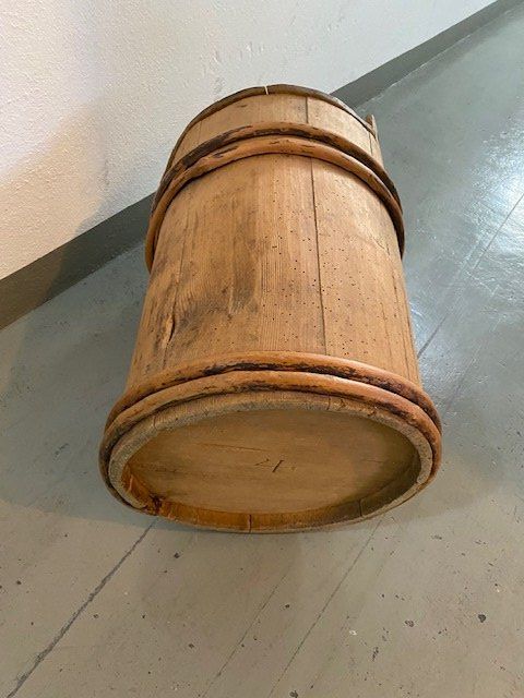 Articoli in legno: ANTIKES HOLZGEFÄSS – Usato da Chur venduto da silbermon 5