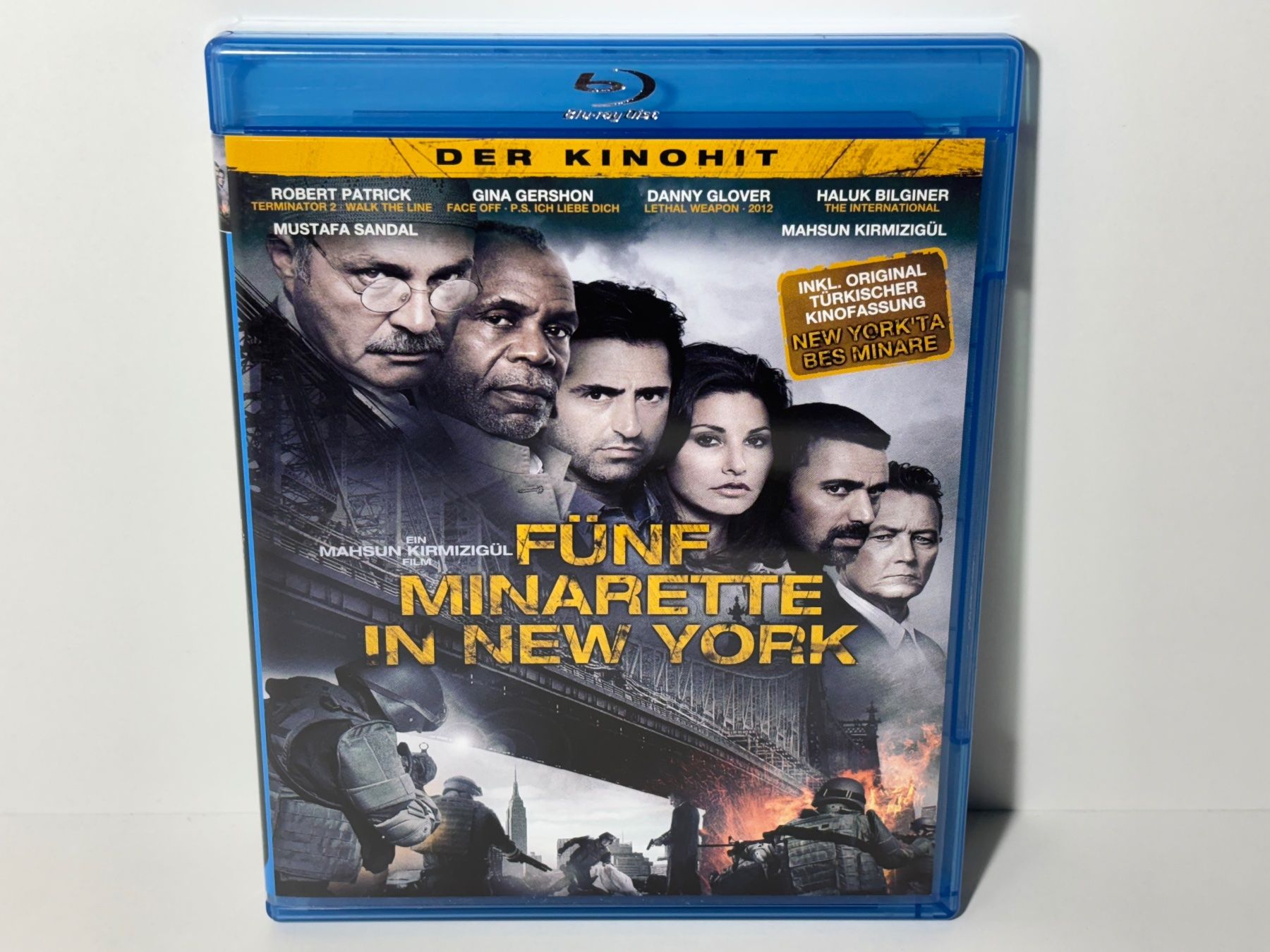Alle DVDs: Fünf Minarette in New York Blu Ray – Gebraucht aus Wilderswil von Sstriker