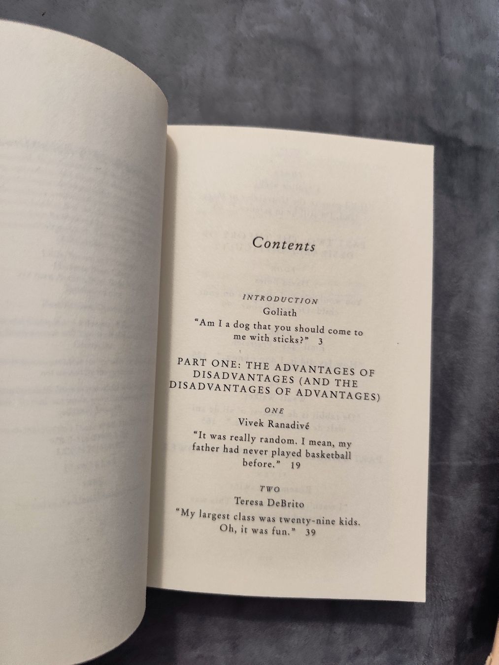 Libri: David & Goliath by Malcolm Gladwell  – Usato da Mägenwil venduto da VintageGirly 6