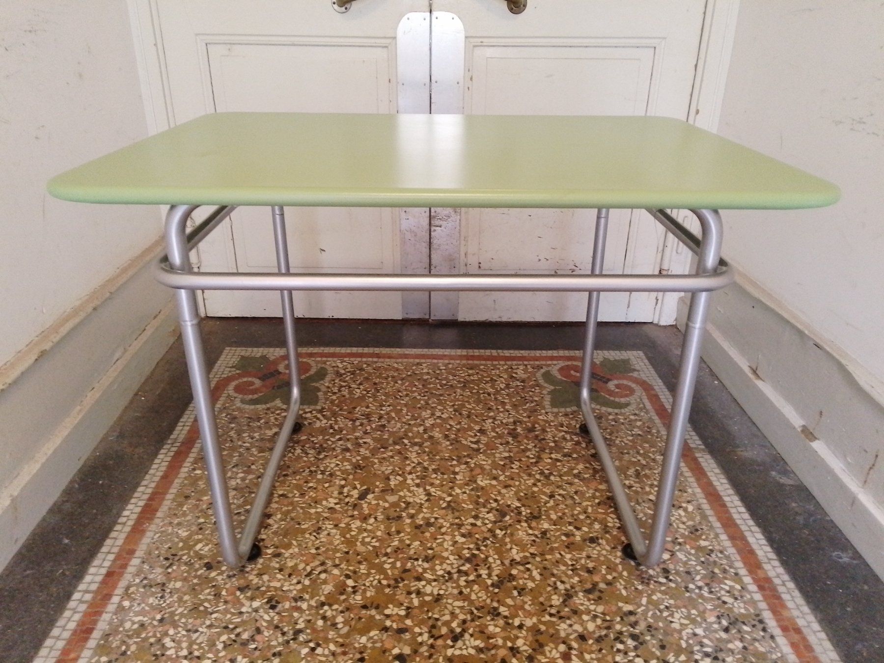Embru Tavoli: Table de jardin Embru restaurée – Usato da Biel/Bienne venduto da frenetic 1