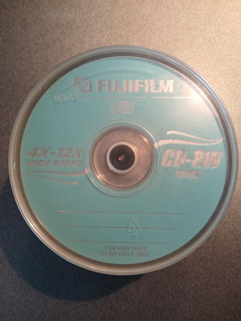 CD & DVD vierges: CD-RW – Neuf avec emballage d'origine à Windisch par gemina