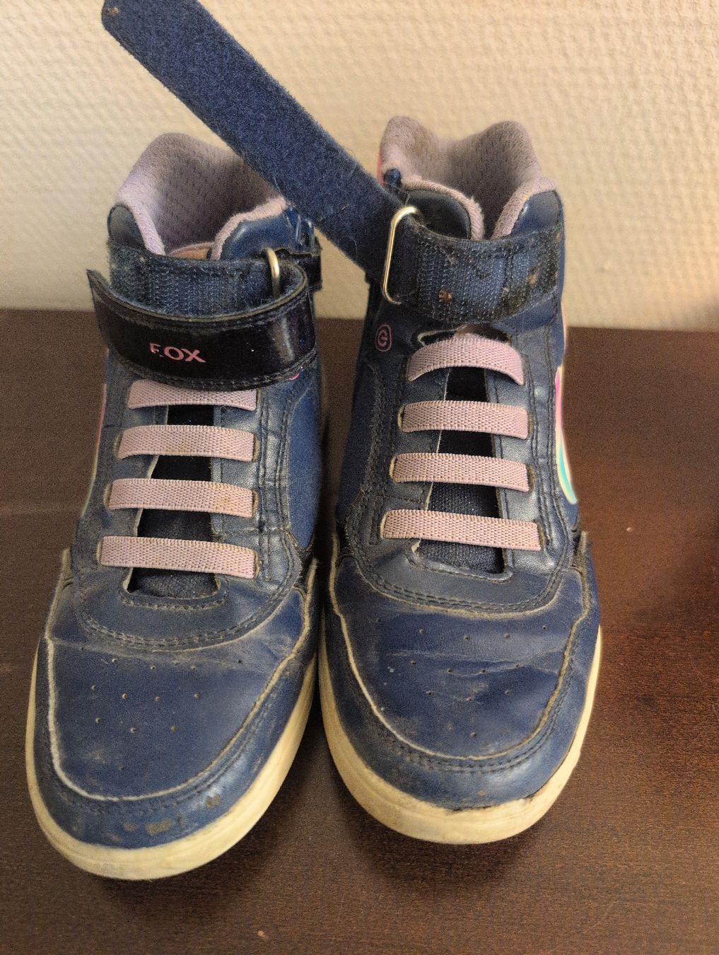 Geox Scarpe per ragazze: Geox Stitch sneakers size 32 – Usato da Pfäffikon SZ venduto da mar_q95n 1