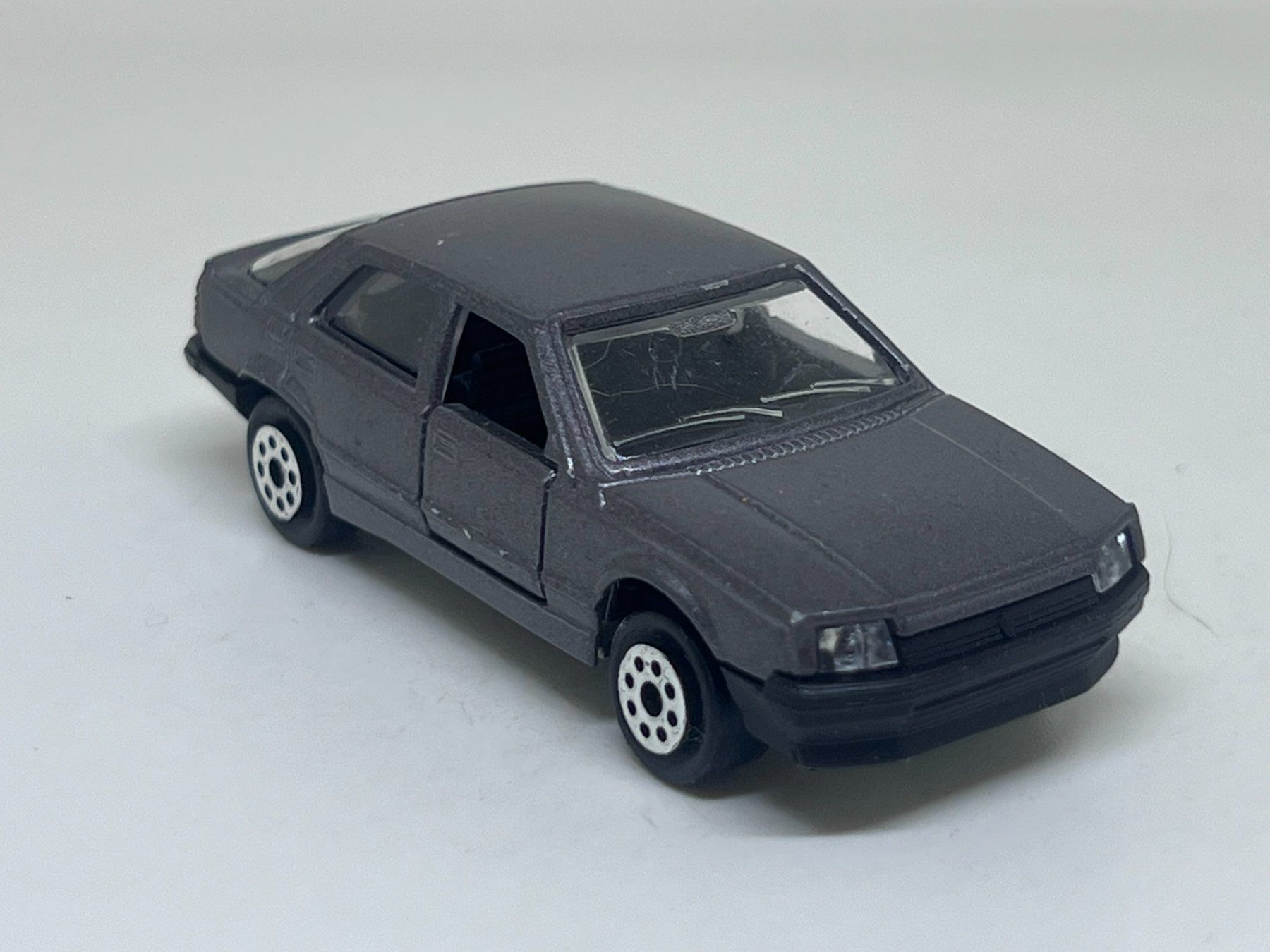 Majorette Modellini d'auto: Majorette Renault 25 #608 – Usato da Wildegg venduto da LaaBoutique