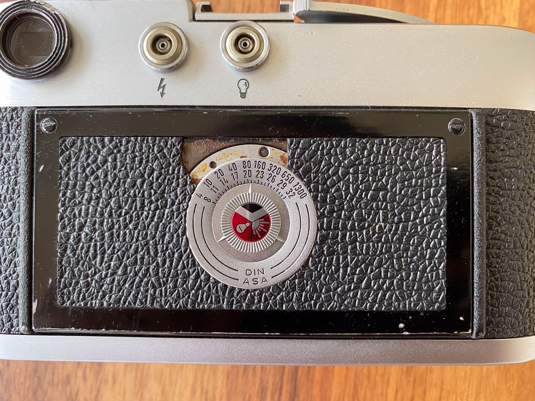 Leitz Kamera: Leica M2 – Gebraucht aus Nidau von Hal_Sevenrock 3