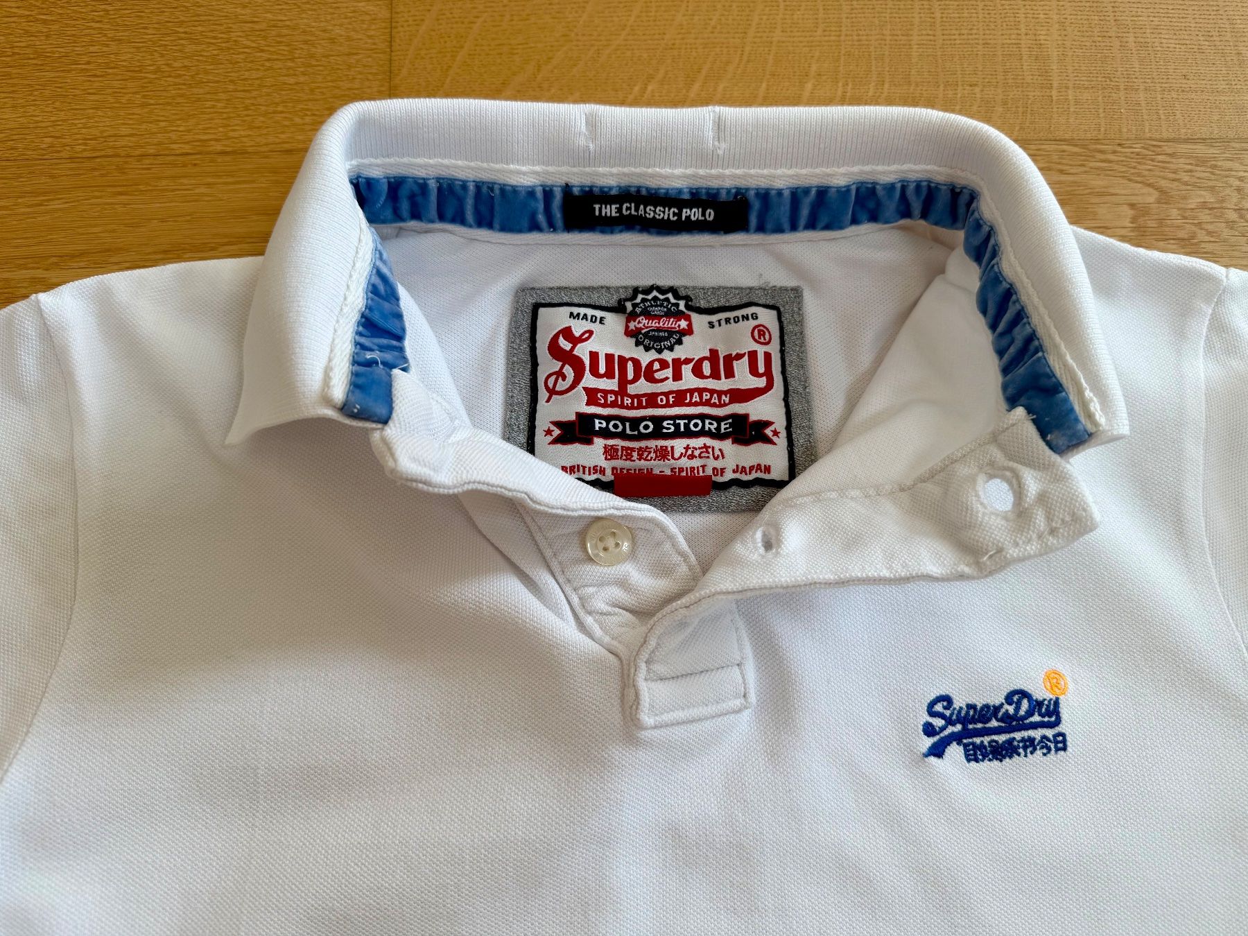 Superdry Magliette Polo: SUPERDRY - The Classic Polo - Grösse Medium – Usato da Brüttisellen venduto da eic_bwt5