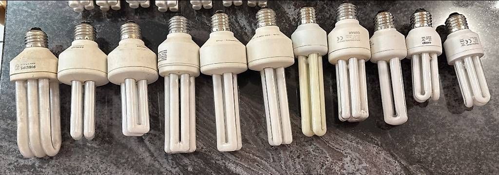 Lampen: 28 ampoules basse consommation  – Gebraucht aus YVERDON-LES-BAINS von Lazuli 1