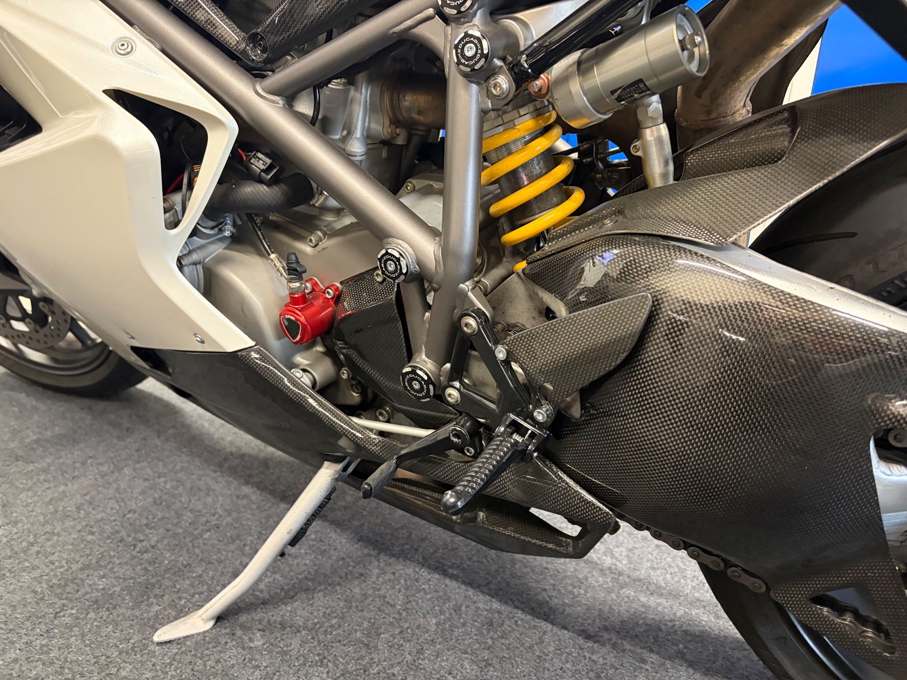 Ducati Strada: Ducati 848 "Carbon Edition" ab CHF 1.- – Usato da Dürrenäsch venduto da peterarchi 5