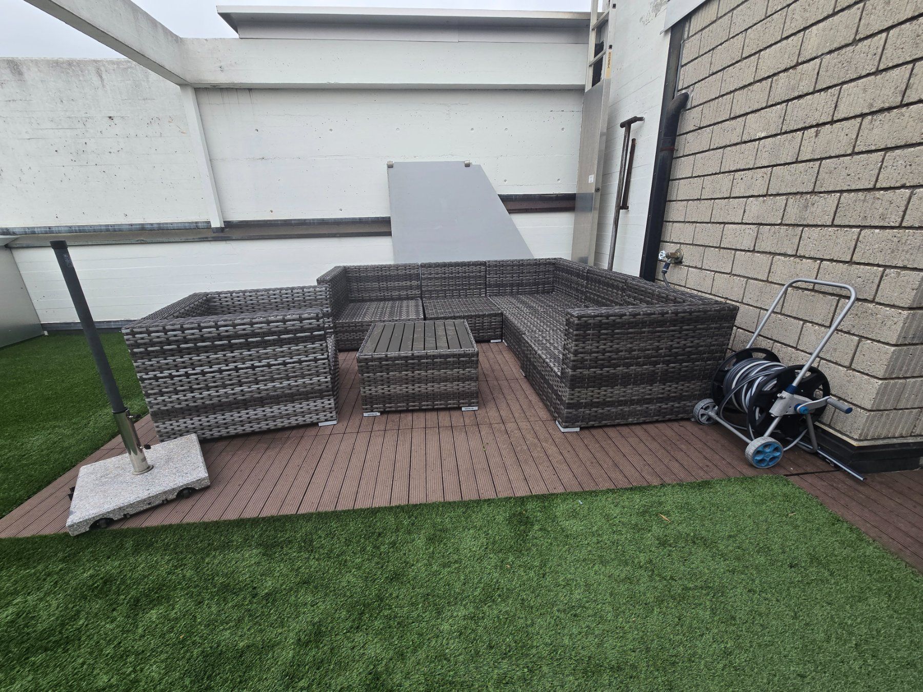 Divani: Grosse Garten Lounge Rattan Optik – Usato da Wettingen venduto da Wilma2009 1