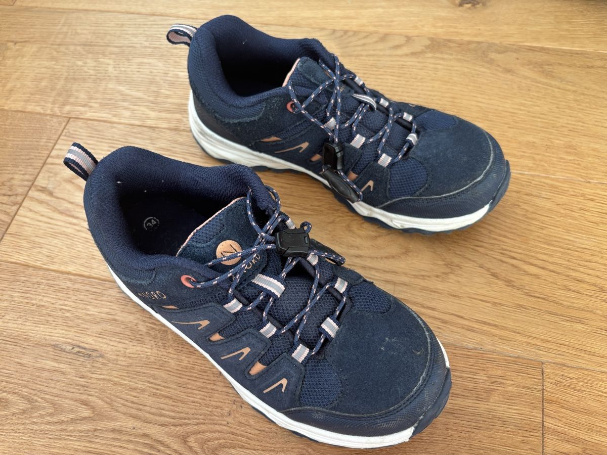 46 Nord Scarpe per ragazze: Trekkingschuh 46 Nord 34 – Usato da Adligenswil venduto da ZGB