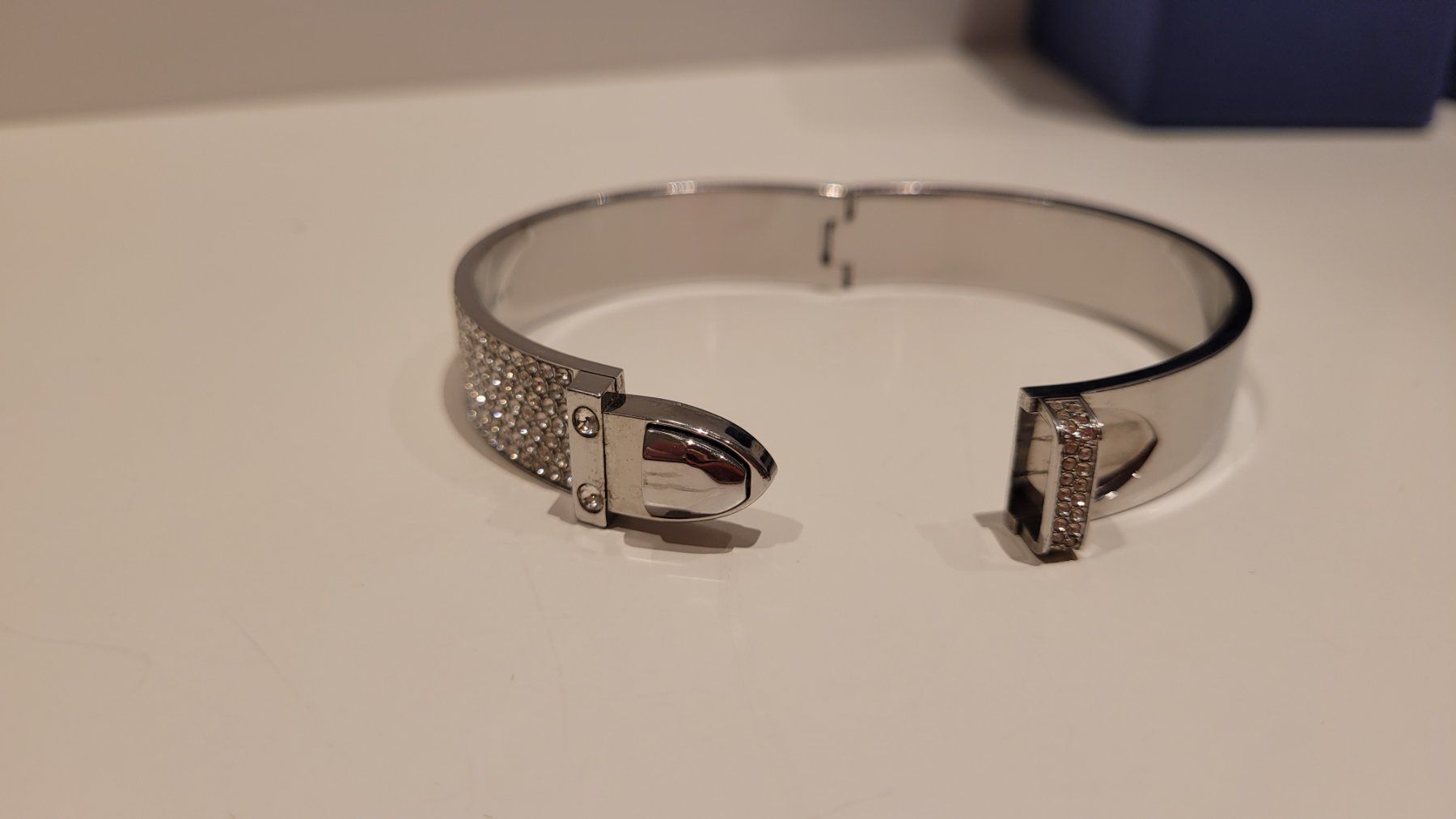 Swarovski Armbänder & -reifen: Swarovski Distinct Bangle Armspange Armreif – Gebraucht aus Schaan von car_wrv2 4
