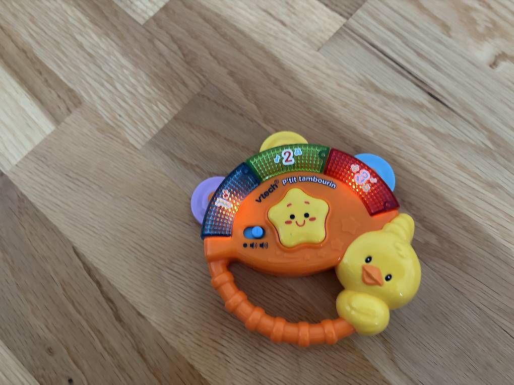 Instruments de musique: Vtech Tambourin musical – D'occasion à Gland par Diamond_Walbrow
