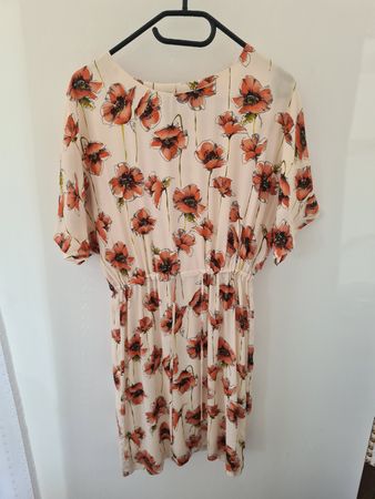 Kleid Blumenmuster Grösse 36/38
