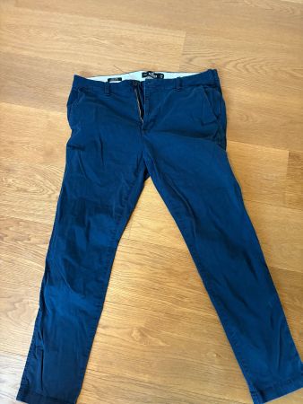 Hollister Chino Hose Herren Gr. 34/32 blau