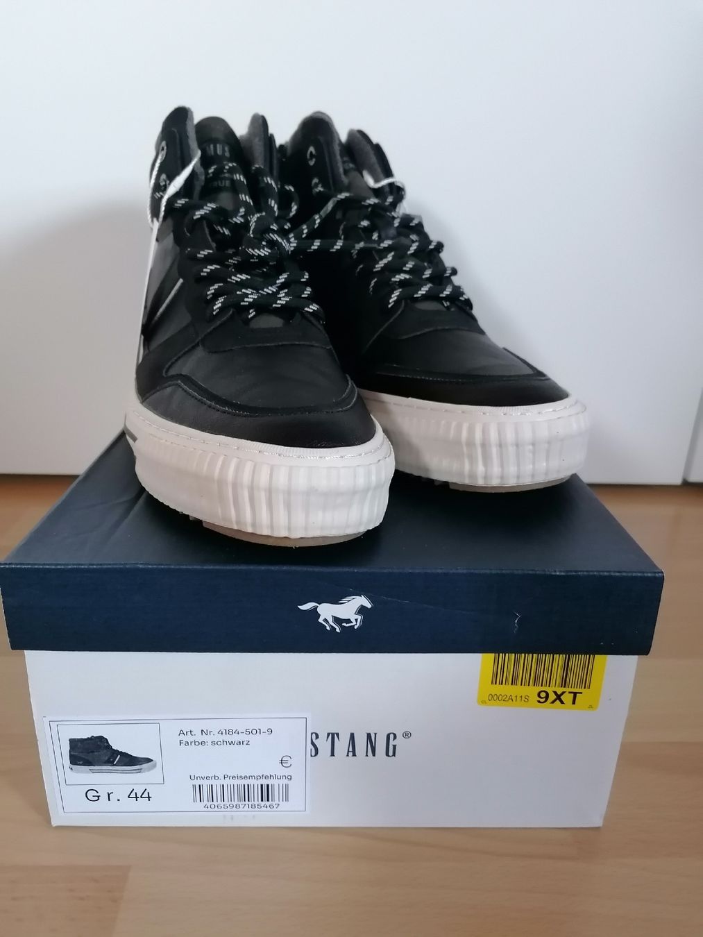 Mustang Scarpe da uomo: Mustang Herren Herbstsneaker Neu Gr.44 – Nuovo e nell'imballaggio originale da Visp venduto da hutter88