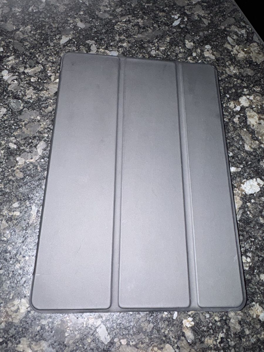 Apple Tablet PC: Apple iPad  9. Generation – Gebraucht aus Utzenstorf von ybwarrior 2