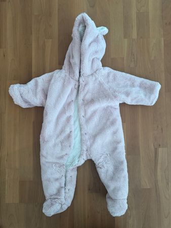 Overall / Strampler Winter Grösse 68 in hellem Pink