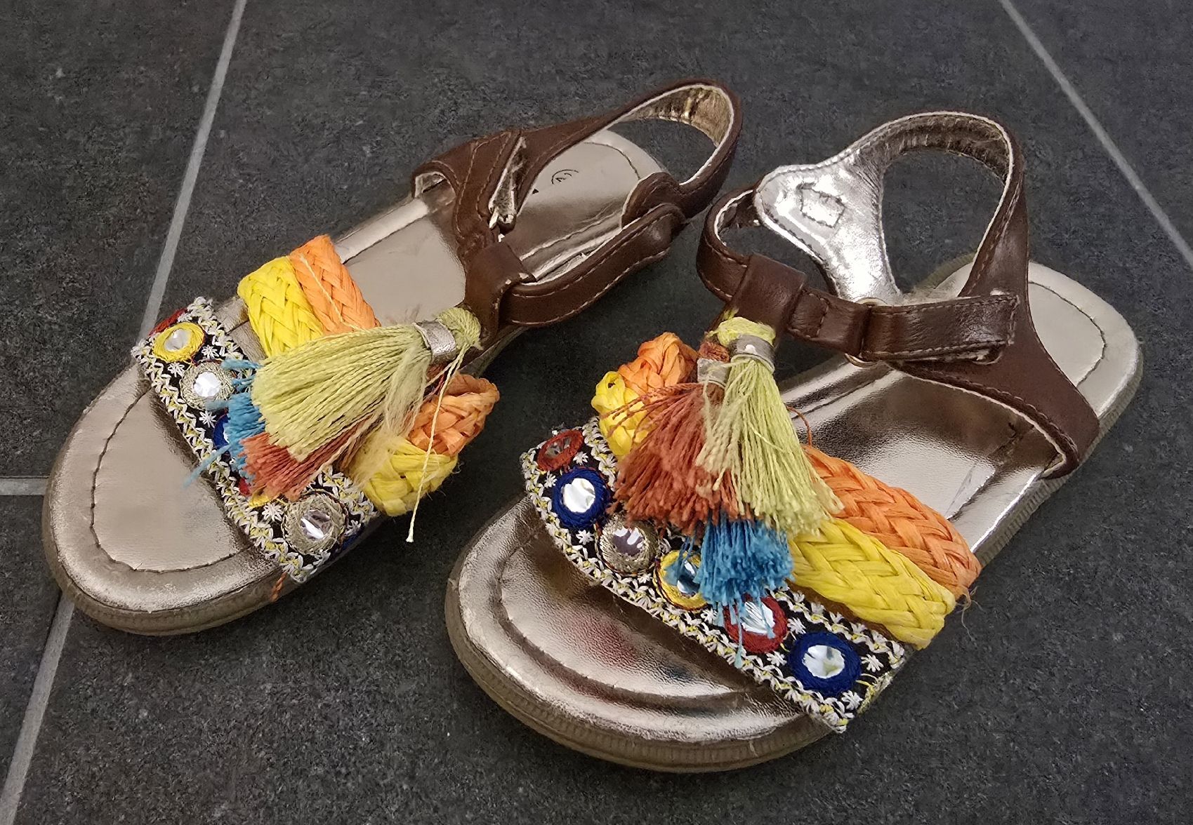 Scarpe per ragazzi: Schuhe Grösse 29 – Usato da Birmensdorf ZH venduto da nad_5hfd 2