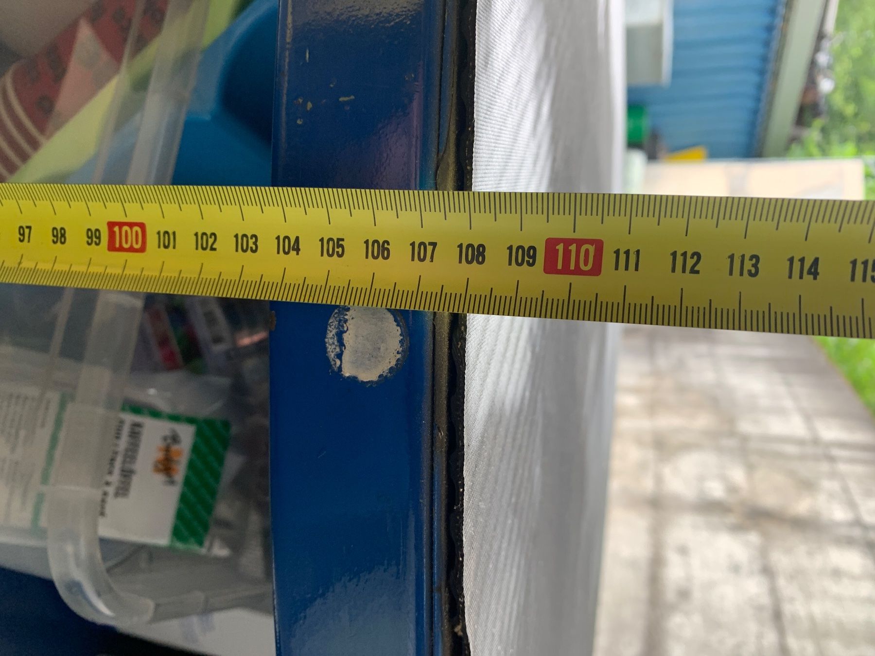 Armadi: Metallschrank Eckschrank – Usato da Schaffhausen venduto da MesicMotors 4