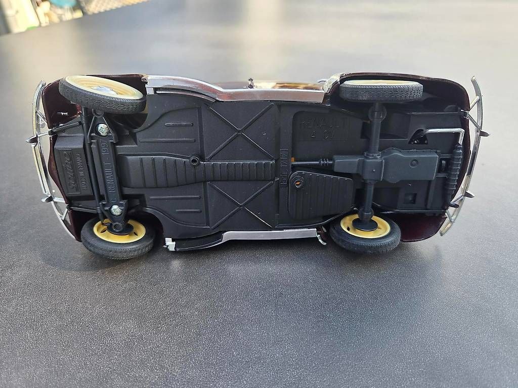 Modellini d'auto: Modellauto Renault 4 CV (1997) 1:17 – Usato da Herznach venduto da koro02 4