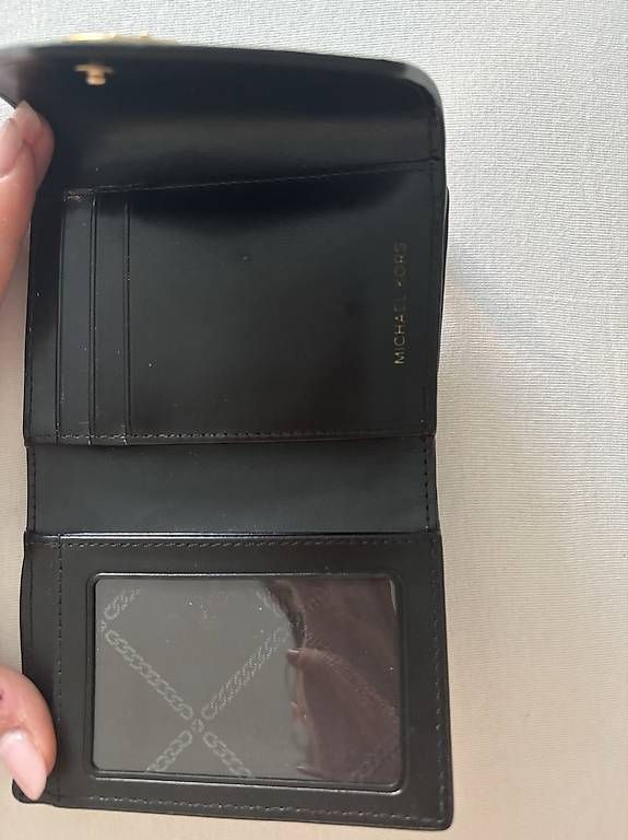 Portemonnaie: Portafoglio Michael Kors – Gebraucht aus Luzern von vio_hsk6 1