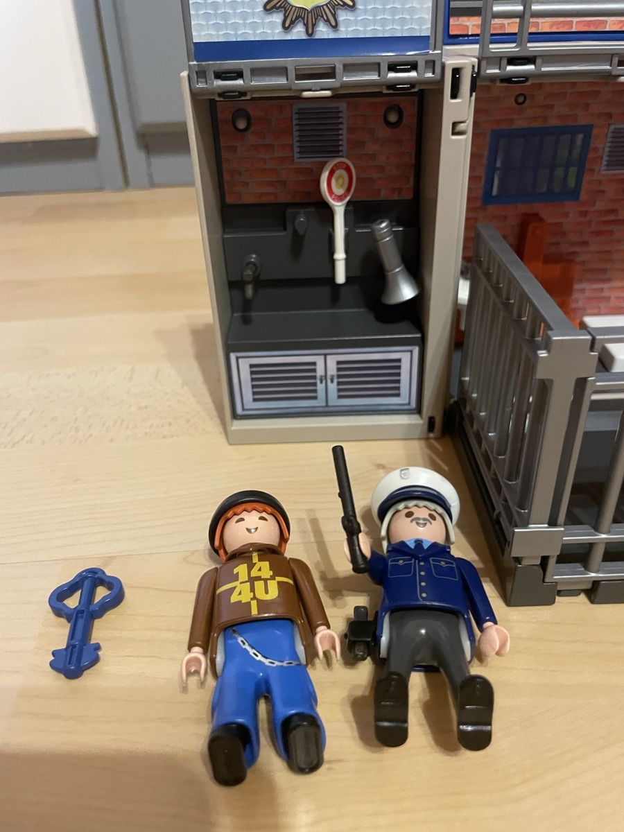 Playmobil Giocattoli: Prison playmobil – Usato da Ferpicloz venduto da aeb_yq7t 1