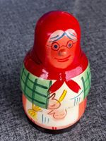 Hexe Babuschka, hat Hänsel und Gretel aufgefressen!