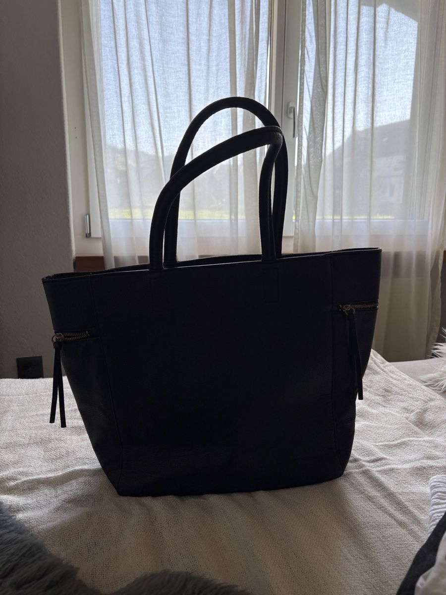 Borse da donna: Elegante schwarze Handtasche – Usato da Linden venduto da martina_iwana 3