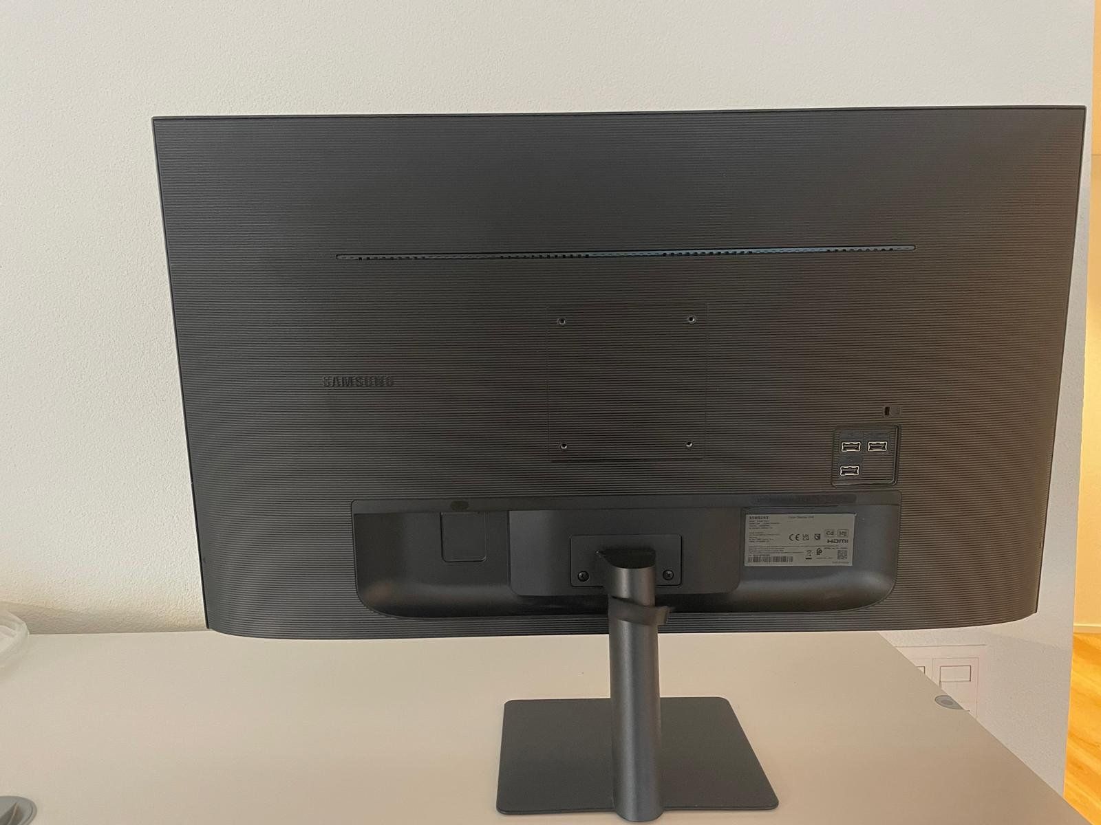 Samsung Fernseher: TV Samsung S32AM700UR – Gebraucht aus Buchrain von cel_c7zg 2