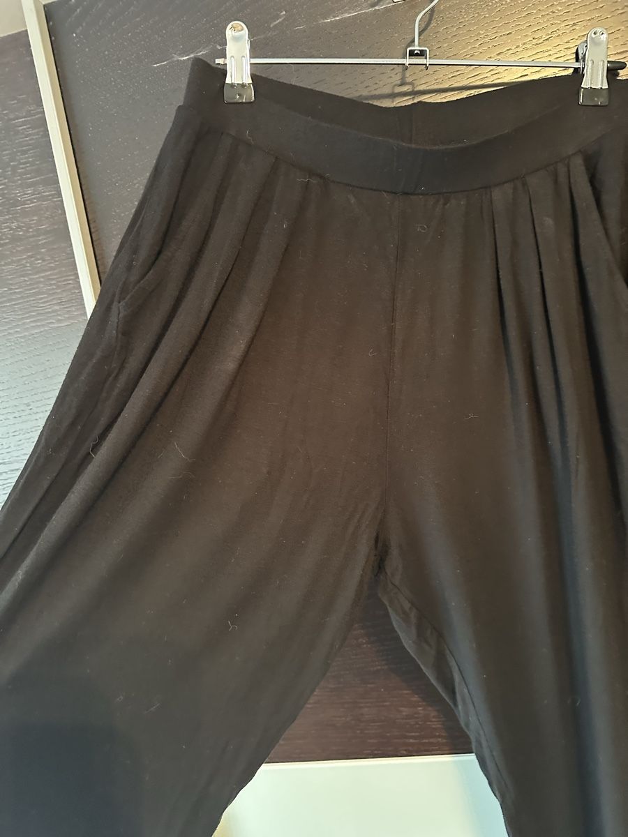 Pantaloni: Yoga-Hose, Gr. M, schwarz E – Usato da Altendorf venduto da Eastwick4 1