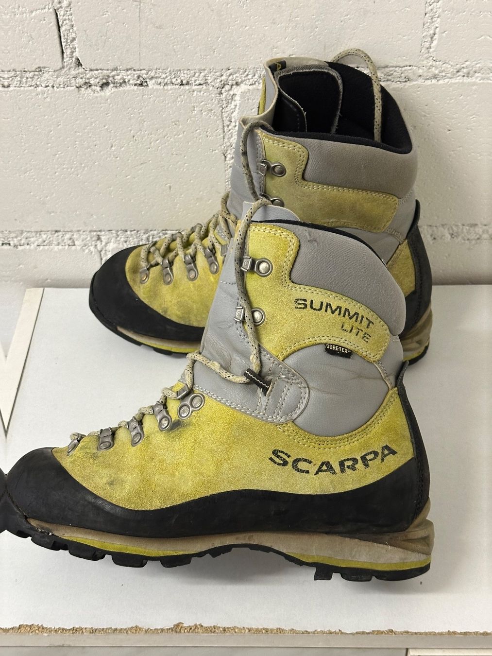 Scarpa Scarpe da donna: SCARPA Dameschuhe goretex grösse EU 39,5 – Usato da Thun venduto da jeff070 1