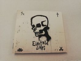 ELECTRIC LIVES - GO GO BERLIN