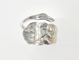 Offener Silberring im Jugendstil mit Calla Lilien