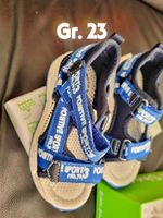 Div. Kinder Schuhe à 10CHF pro Stück- Gr. 22-23