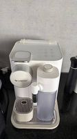 Nespresso Kaffeemaschine