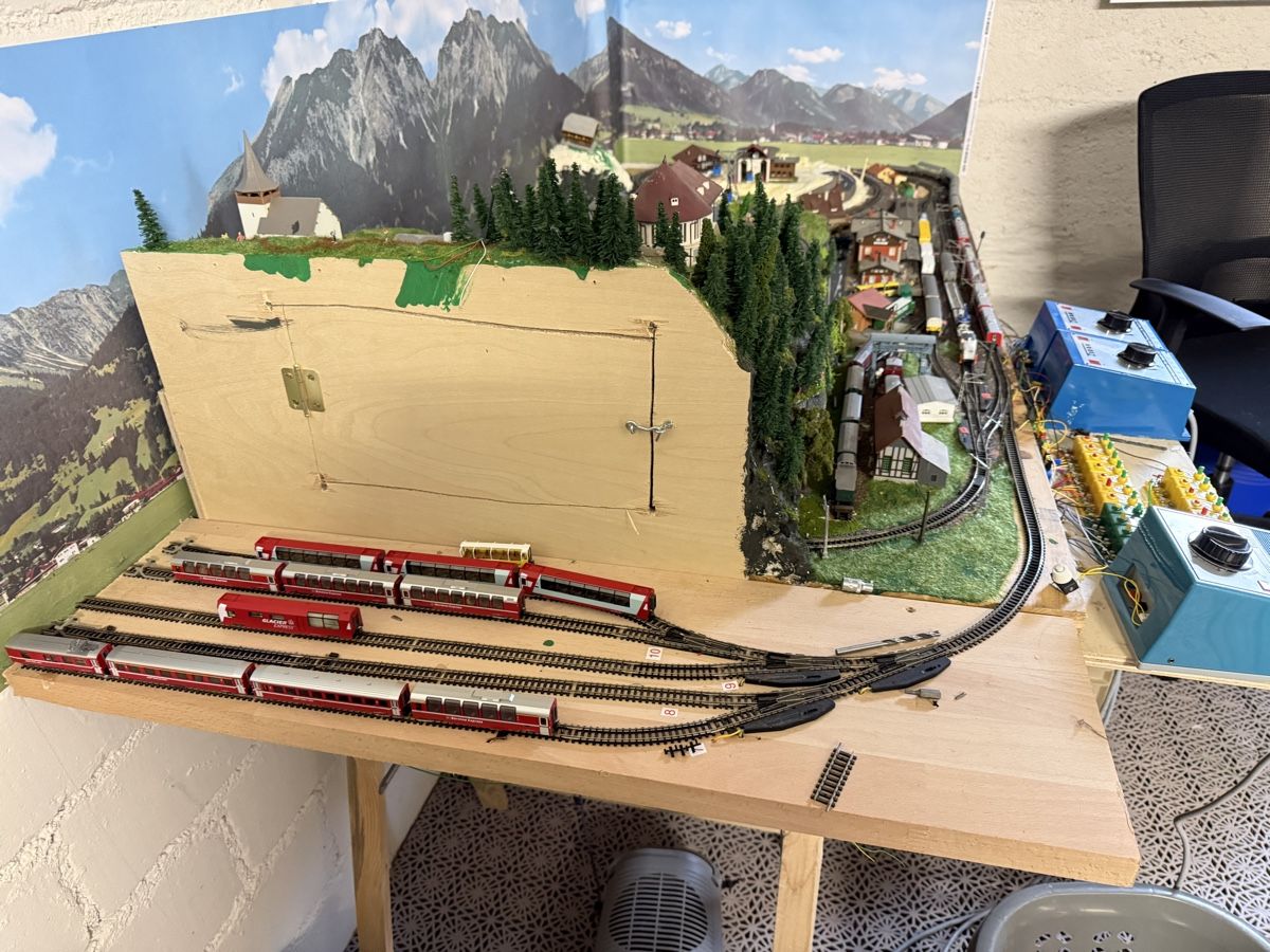 Modellini di ferrovie: Spur N Modeleisenbahn – Usato da Bürglen UR venduto da Tobiii 9
