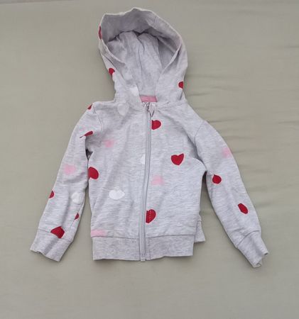 Kinder Sweatjacke grau mit Herzen Grösse 86/92 gebraucht