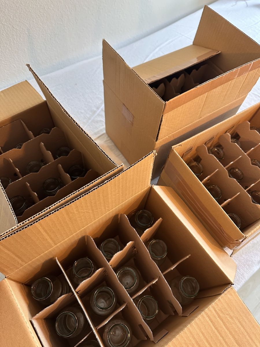 Verres: Blumengläser, Weithalsflaschen – Neuf (Voir description) à Dübendorf par baltistar 3