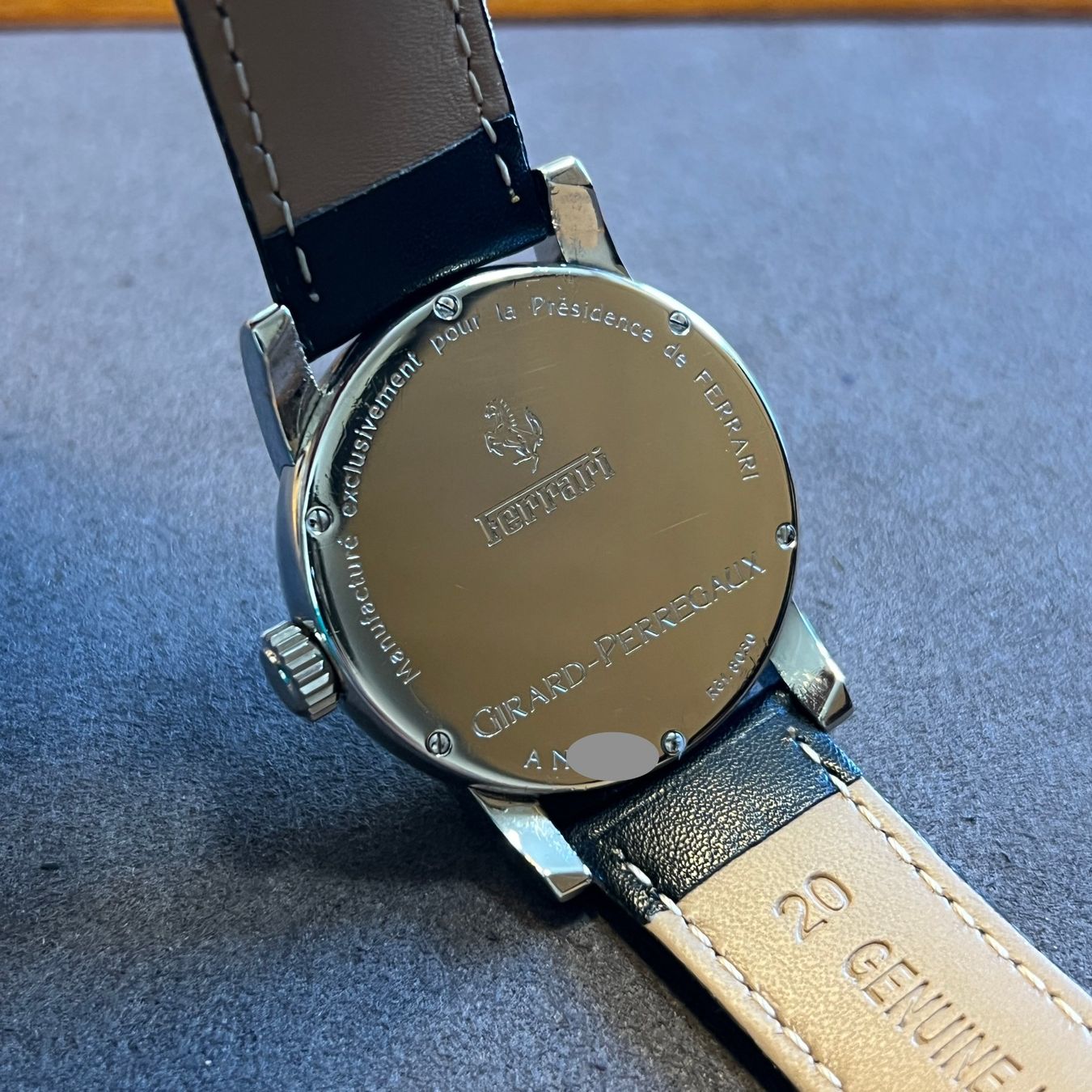 Girard-Perregaux Orologi: Girard-Perregaux Ferrari Black Dial Automatic 8030 – Usato da Carouge GE venduto da Watchaser 4