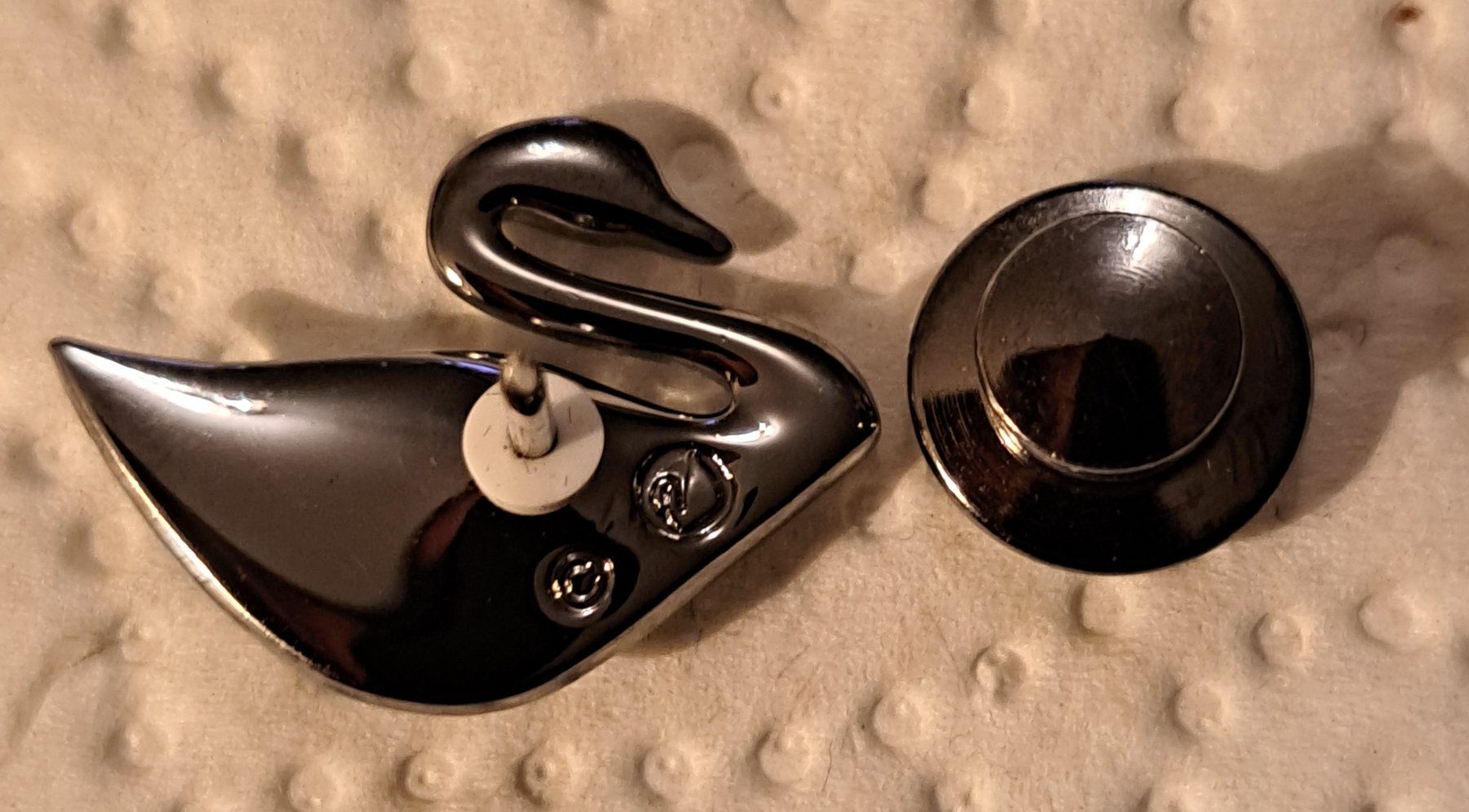 Swarovski Broschen & Nadeln: Pin's Swarovsky – Gebraucht aus Biel/Bienne von raf_2yqq 2