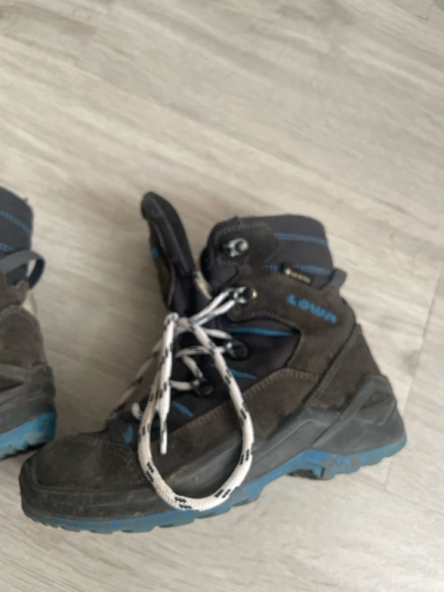 Lowa Scarpe per ragazzi: Lowa Kinder Winterschuhe Gr. 31 – Usato da Oberburg venduto da jul_f7mj 2
