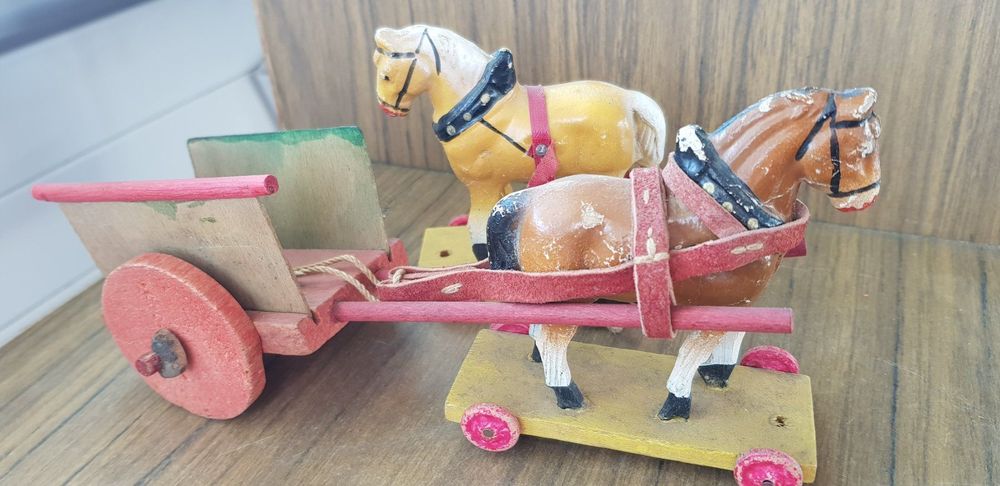 Jouets: Holzpferde Gespann 2 Stück – D'occasion à Mörschwil par antiksalon 8